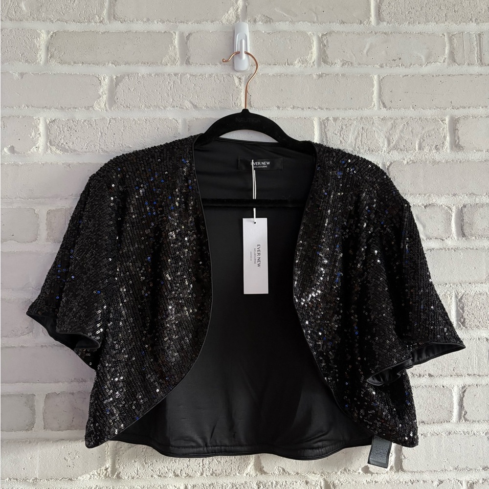 Ever New ‘Selena Sequin Short Cape’ - Sparkling Black Sequin Shrug